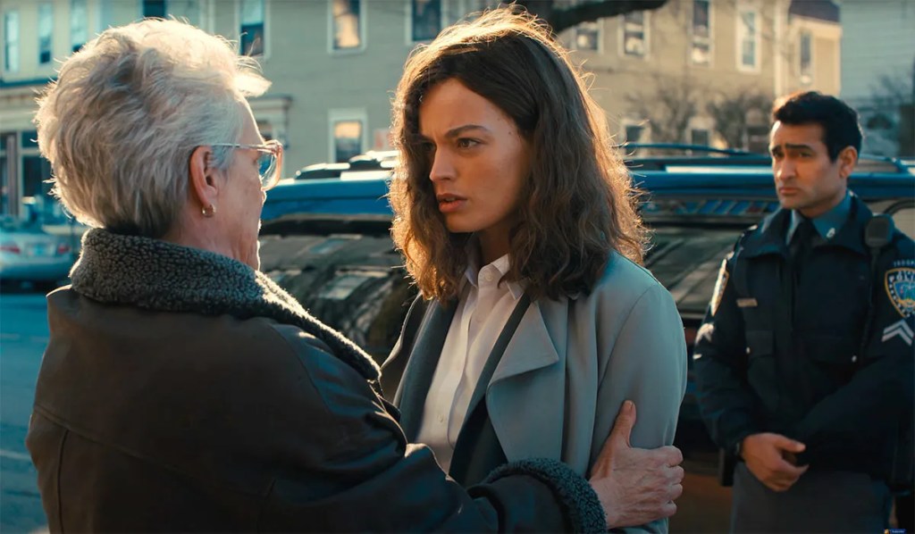 ‘Ella McCay’ is a Confounding Misfire that Must Be Seen to Be Believed – Spoiler Free ‘Ella McCay’ Review